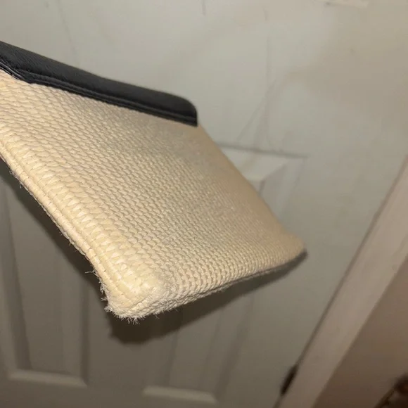 Kate Spade Cobble Hill Crossbody - Picture 12 of 14